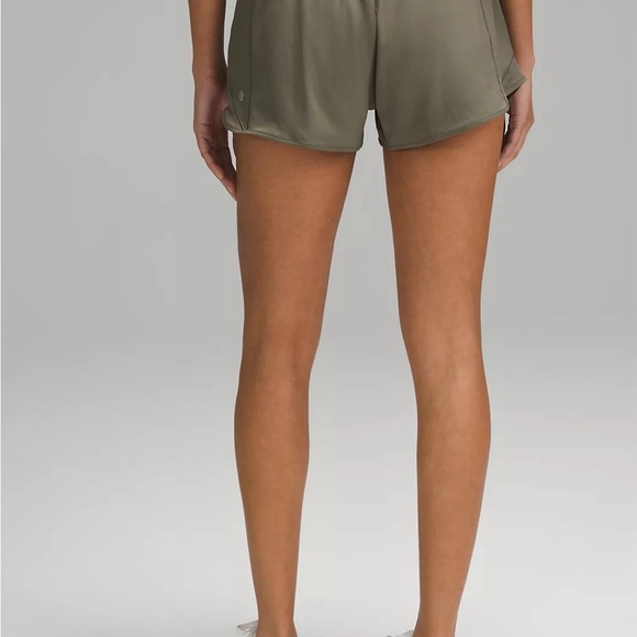 Hotty Hot High-Rise Lined Short 2.5" - Army Green - Picture 3 of 7